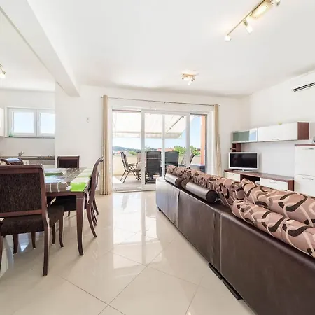 Ana Holiday home