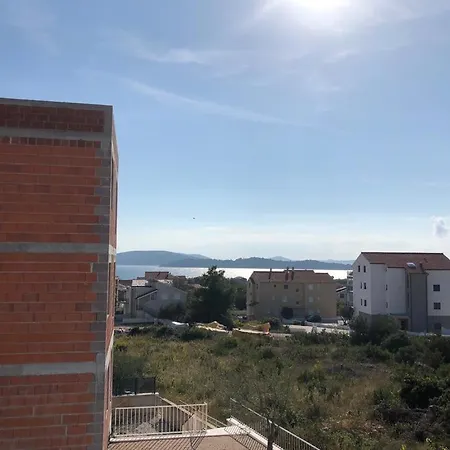 Ana * Vodice